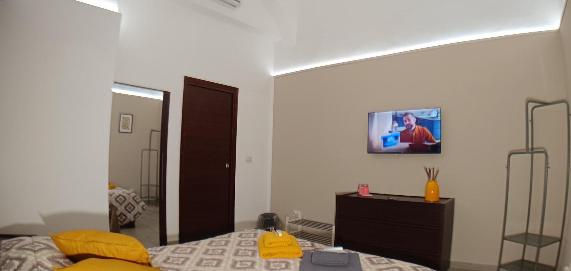 Exclusive House In The Center Apartamento Catânia Exterior foto